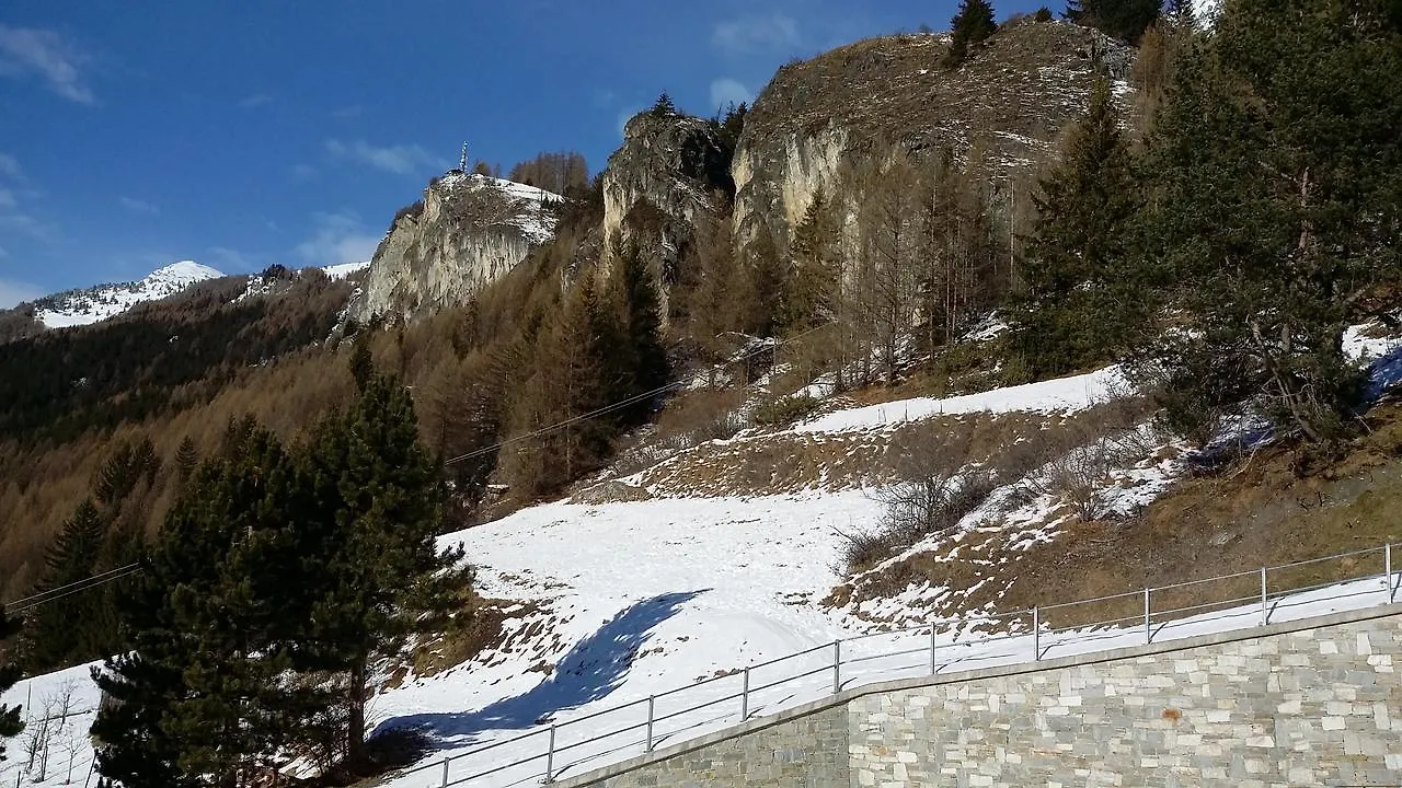 Loa 43A Apartment Sant'Antonio  0*, Sant'Antonio (Sondrio) Italy